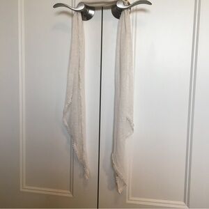Girls size 12  Justice off white scarf
